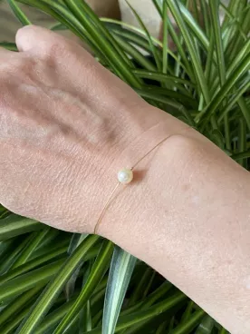 Orinoco – Bracelet de Mariée Fin en Perles Nacrées Swarovski et Cristaux sur Chaîne Dorée