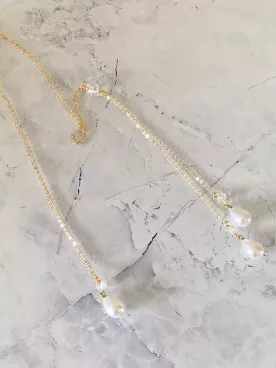 Collier de Dos Mariée Amaya – Gouttes Nacrées & Perles de Cristal Swarovski