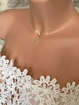 Collier de Dos Mariée Aveline – Feuillage de Zirconium & Perles Swarovski Nacrées et Cristal
