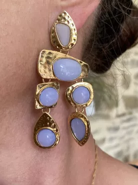 Boucles d’oreilles oversize – Perles opaline et dorées avec double descente pour mariage ou soirée