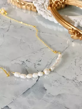 Sirius- Collier de mariée minimaliste doré – Véritables perles d’eau douce - perles nacrées Swarovski bijou délicat