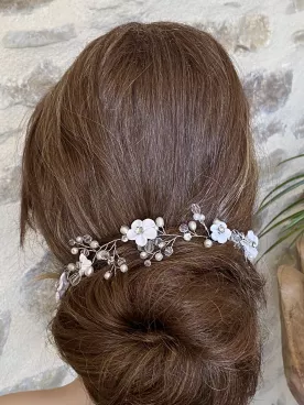 Élora – Ornement de chignon de mariée, fleurs blanches & feuilles argentées