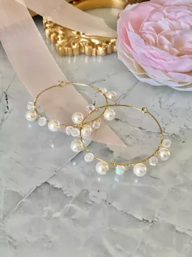 Zoé – Créoles Dorées Mariée avec Perles Nacrées & Cristal Swarovski, Boucles d’Oreilles Élégantes, Bijou Fait Main