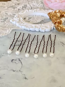 Néria – Parure de mariée minimaliste en perles nacrées Swarovski (collier, bracelet, boucles & pics à cheveux)