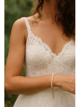 Isabelle – Bracelet de Mariée en Perles Nacrées Swarovski sur Fil Doré ou Argenté