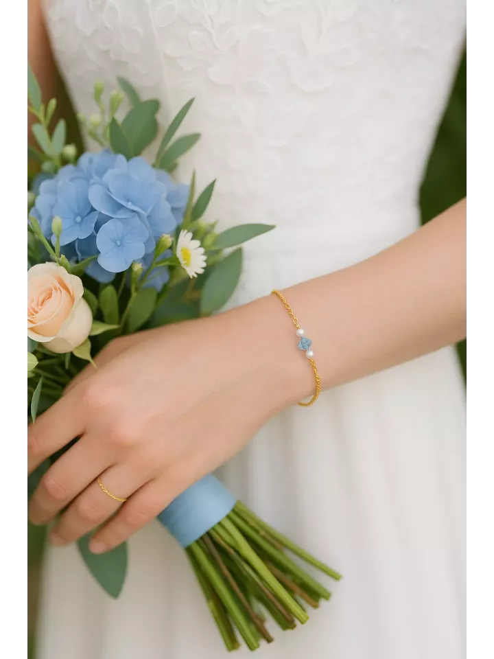 Bleu glacier - Bracelet Mariée  – Perles Nacrées & Cristaux – Bijou Élégant pour Mariage