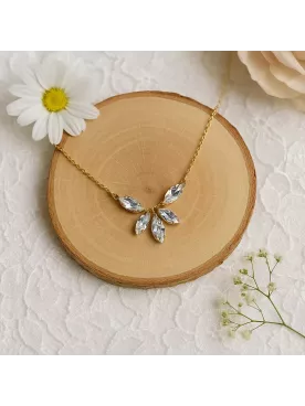 Éclats Cristallins – Collier mariage en cristal Swarovski, 5 navettes serties, bijou bohème pour mariée