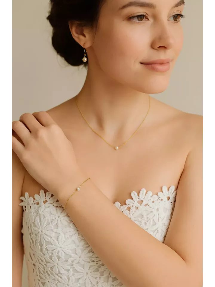 Minimaliste- Collier mariage avec perle Swarovski – Modèle Épure Nacrée