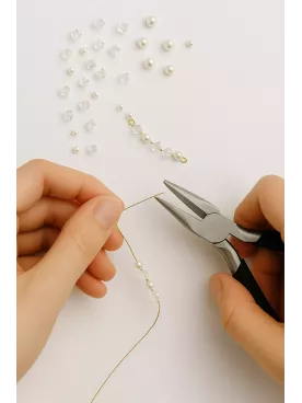 Equilibre - Collier de mariée raffiné en perles Swarovski et cristaux lumineux
