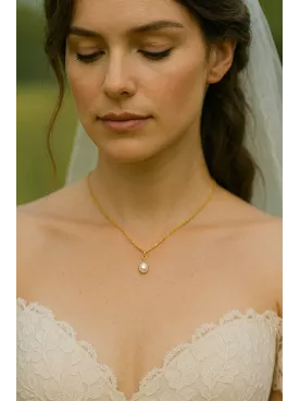 Goutte  – Collier raffiné pour mariée, chaîne fine et perles nacrées