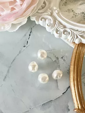 Inari– Boucles d’oreilles de mariée perle baroque dorée, bijou bohème chic fait main