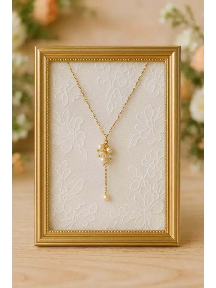 Lysbois – Collier de mariée ras de cou en perles d’eau véritables et cristal Swarovski Lysbois – Collier de mariée ras de cou en perles d’eau véritables et cristal Swarovski