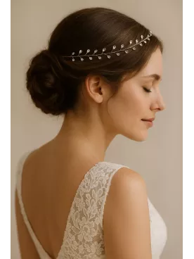 Andaman- Vigne de cheveux Ornement coiffure mariée  — Éclat naturel et raffinement bohème