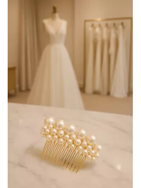 Naé - Peigne de Mariée – Peigne doré ou argenté avec perles nacrées – Accessoire élégant pour coiffure mariage bohème