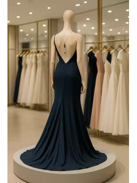 Favia – Collier de dos en acier inoxydable doré, cristal noir | Bijou créateur mariage, mariée, soirée ou cadeau témoin