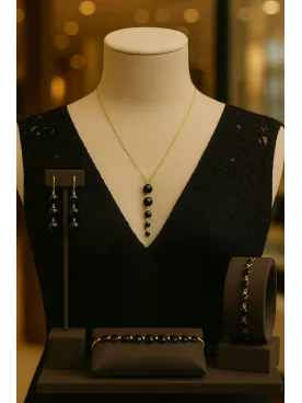 Noctis – Collier de soirée en acier inoxydable doré et cristal noir | Bijou créateur mariage & soirée