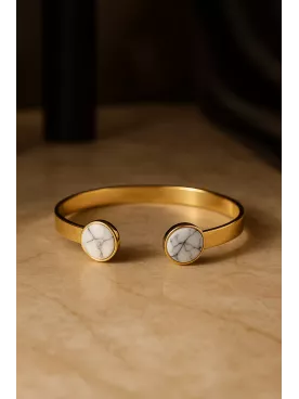 Bracelet Doré à l’Or Fin avec Cabochons en Œil de Tigre – Force et Élégance