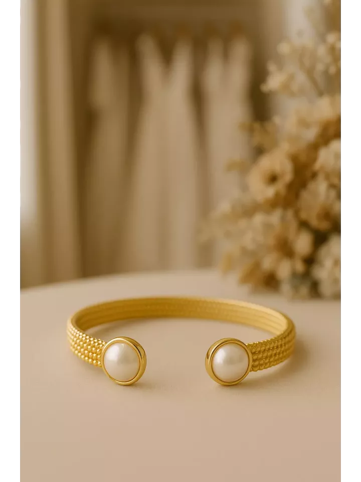 Tahaa - Bracelet Mariée  Doré à l’Or Fin avec Cabochons Nacrés 8 mm – Ivoire ou Blanc