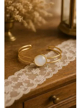 Carpatique – Bracelet Mariée raffiné doré à l’or fin, orné d’une Pierre de Lune ronde