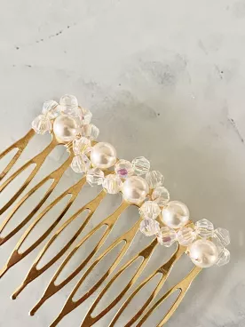 Héra – Peigne de mariée en perles nacrées & cristal de Swarovski