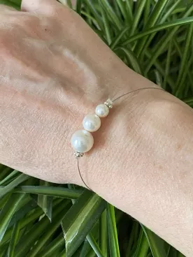 Trio Dégradé- Bracelet Mariée minimaliste sur câble argenté, perles nacrées et fermoir argent 925