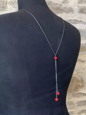 Collier de Dos – Soirée Rouge Passion | Dos Nu Cérémonie – Second Look Élégant