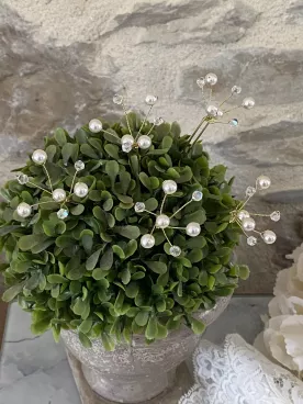 Parure Étoilée – Pics à cheveux lumineux pour coiffure de mariée