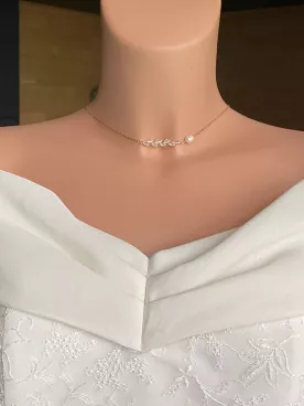 Oréa - Collier de dos nu Mariée  Mariage Bohème –  Perles Véritables et Feuillage Zirconium