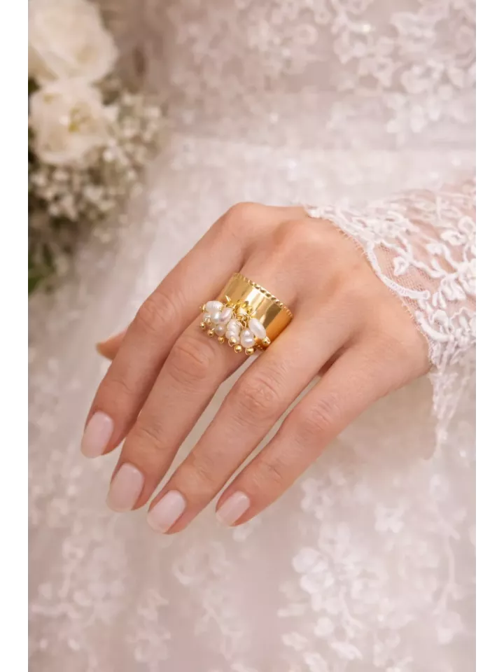 Bague Imperial Pearl – Bague perle ajustable en acier inoxydable doré – Bijou mariage femme fait main