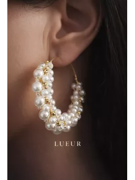 Créoles Luma – Boucles d’oreilles de mariée dorées et perles nacrées