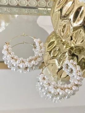 Créoles Luma – Boucles d’oreilles de mariée dorées et perles nacrées