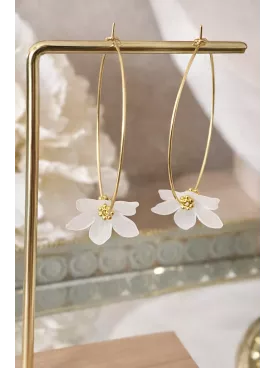 Florale - Boucles d’Oreilles  – Créoles Dorées & Fleur Légère | Mariée Moderne et Élégante