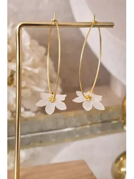 Florale - Boucles d’Oreilles  – Créoles Dorées & Fleur Légère | Mariée Moderne et Élégante