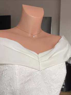 Auralis – Collier de dos mariage doré et perles nacrées, bijou délicat pour robe dos nu