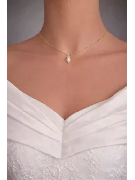 Collier de Dos Mariée GOTAS DE LUZ en Perles Nacrées – Bijou Élégant pour Robe Dos Nu