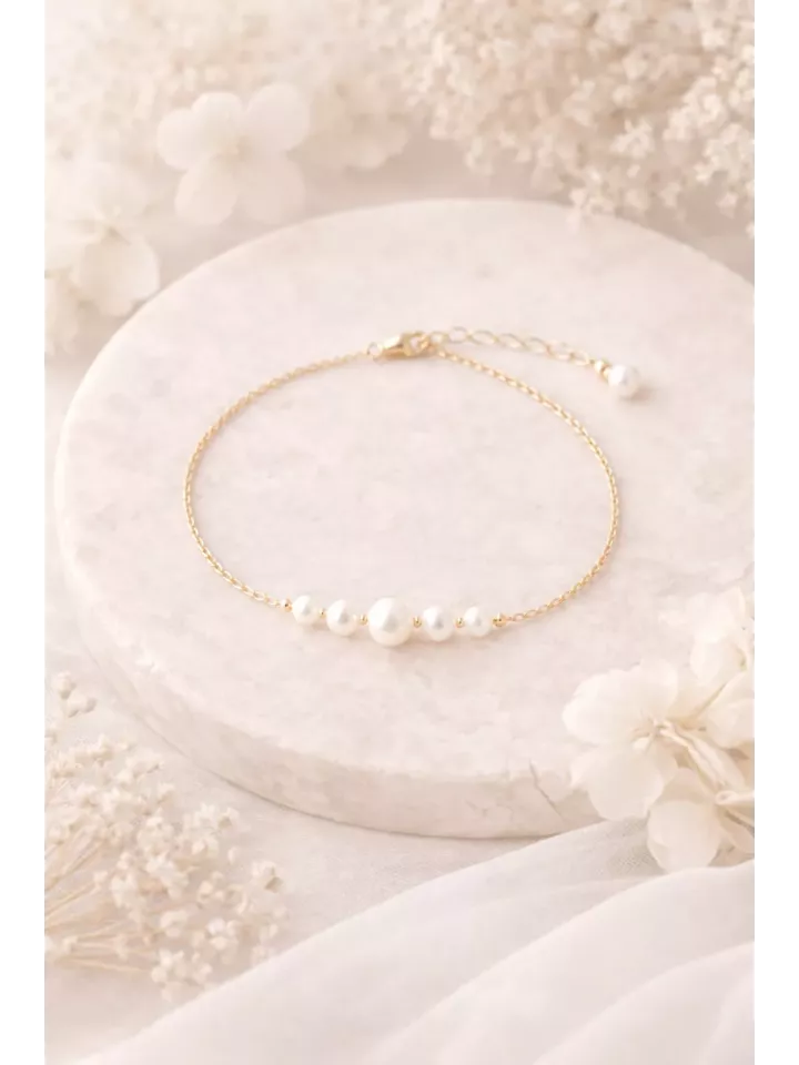 Bracelet Mariée Perles Fines – Essence | Bijou de Mariage Délicat et Élégant
