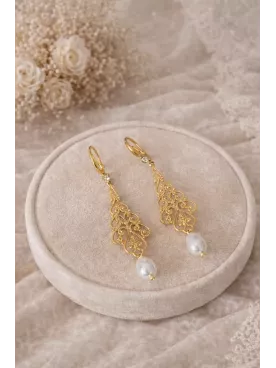 Boucles d’oreilles mariage dorées perle pendante – Style romantique chic -Estampa