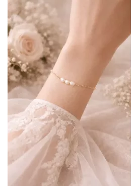 Bracelet Mariée 3 Perles Fines – Chaîne dorée Délicate pour Mariage- Trío de Luz