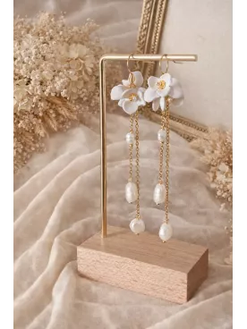 Boucles d’Oreilles Longues en Perles Naturelles – Bijou de Mariée Élégant et Raffiné I Lluvia de Perlas
