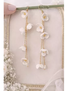 Boucles d’Oreilles Longues en Perles Naturelles – Bijou de Mariée Élégant et Raffiné I Lluvia de Perlas