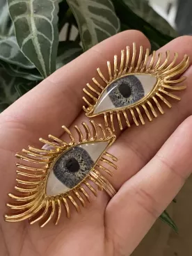 Boucles d’Oreilles Œil Bleu Dorées et Perles – Bijou Fantaisie Élégant et Original