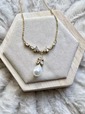 Collier de dos mariage perles et cristaux – bijou de mariée élégant -Estilo