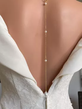 Collier de dos mariage perles et cristaux – bijou de mariée élégant -Estilo