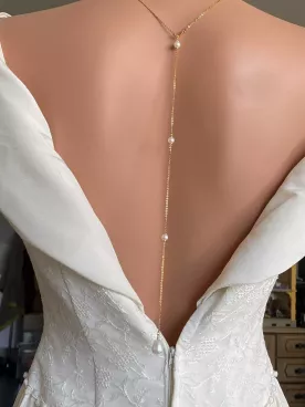 Collier de dos mariage perles et cristaux – bijou de mariée élégant -Estilo