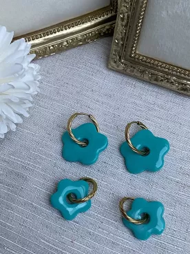 Boucles d’oreilles fleurs bleu lagon duo mère fille – Coffret cadeau comme maman | Lueur de Perles