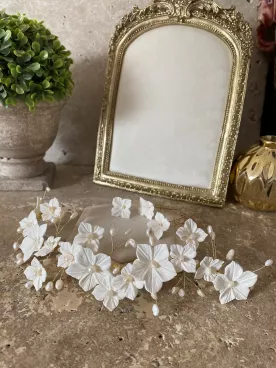 Ornement cheveux mariée fleurs ivoire et perles | Accessoire mariage romantique- Romane
