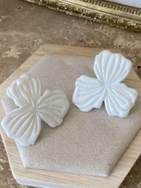 Boucles d’oreilles Fleur d’oranger blanc – Élégance florale pour mariée