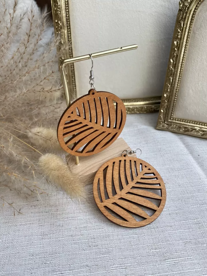 Boucles d’oreilles Bois Nature – Motif graphique ajouré & style bohème ethnique