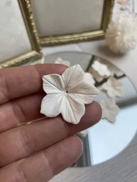 Lot de 10 fleurs ivoire – Porcelaine froide souple | DIY, fleur de cerisier & loisirs créatifs