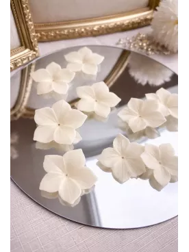 Lot de 10 fleurs crème – Porcelaine froide souple | DIY, fleur de cerisier & loisirs créatifs